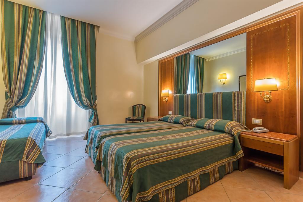 Raeli Lazio Hotel 3*