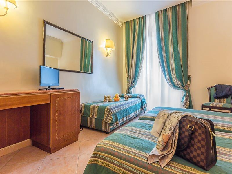 Raeli Lazio Hotel