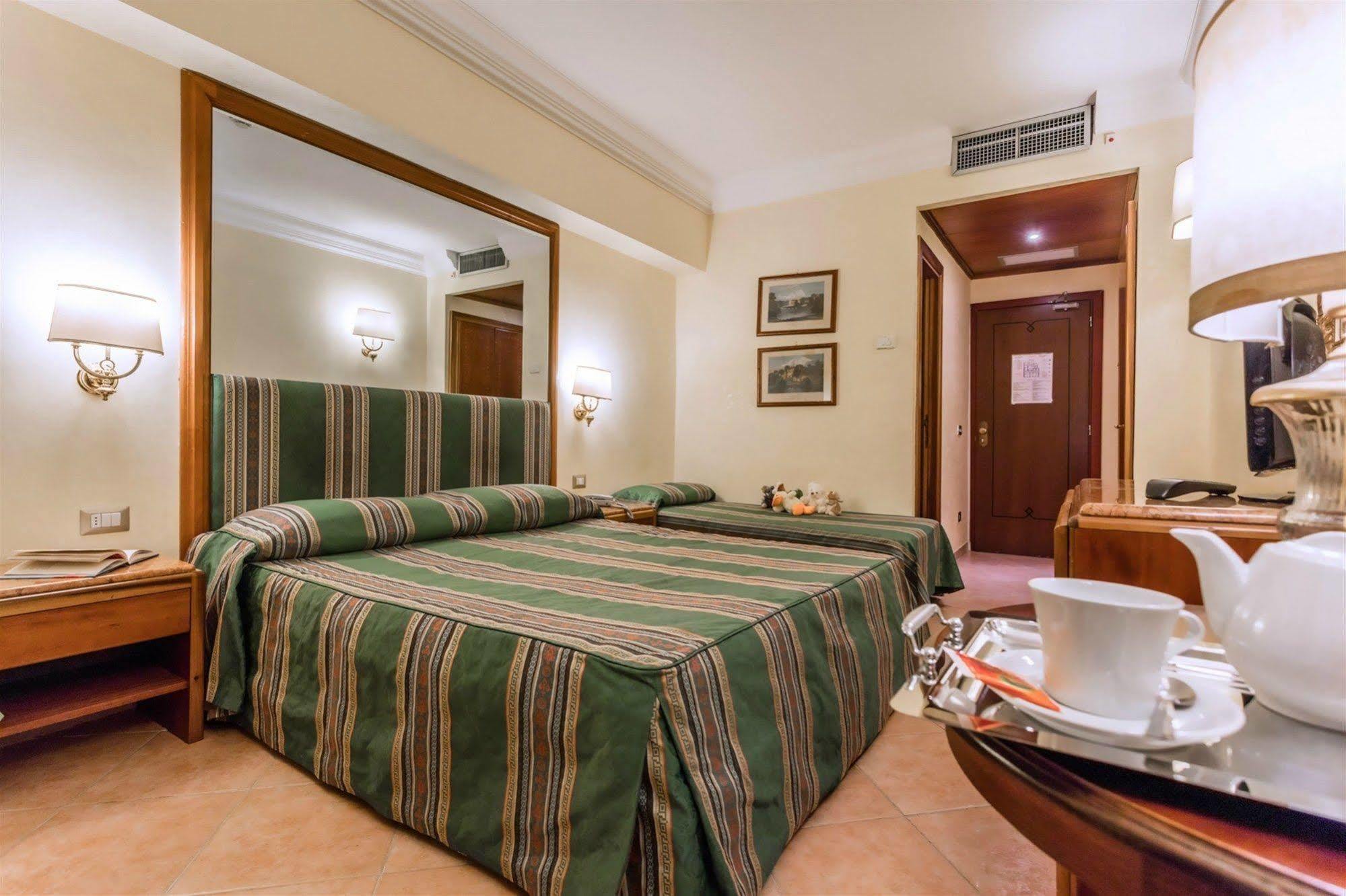 Hotel Raeli Lazio