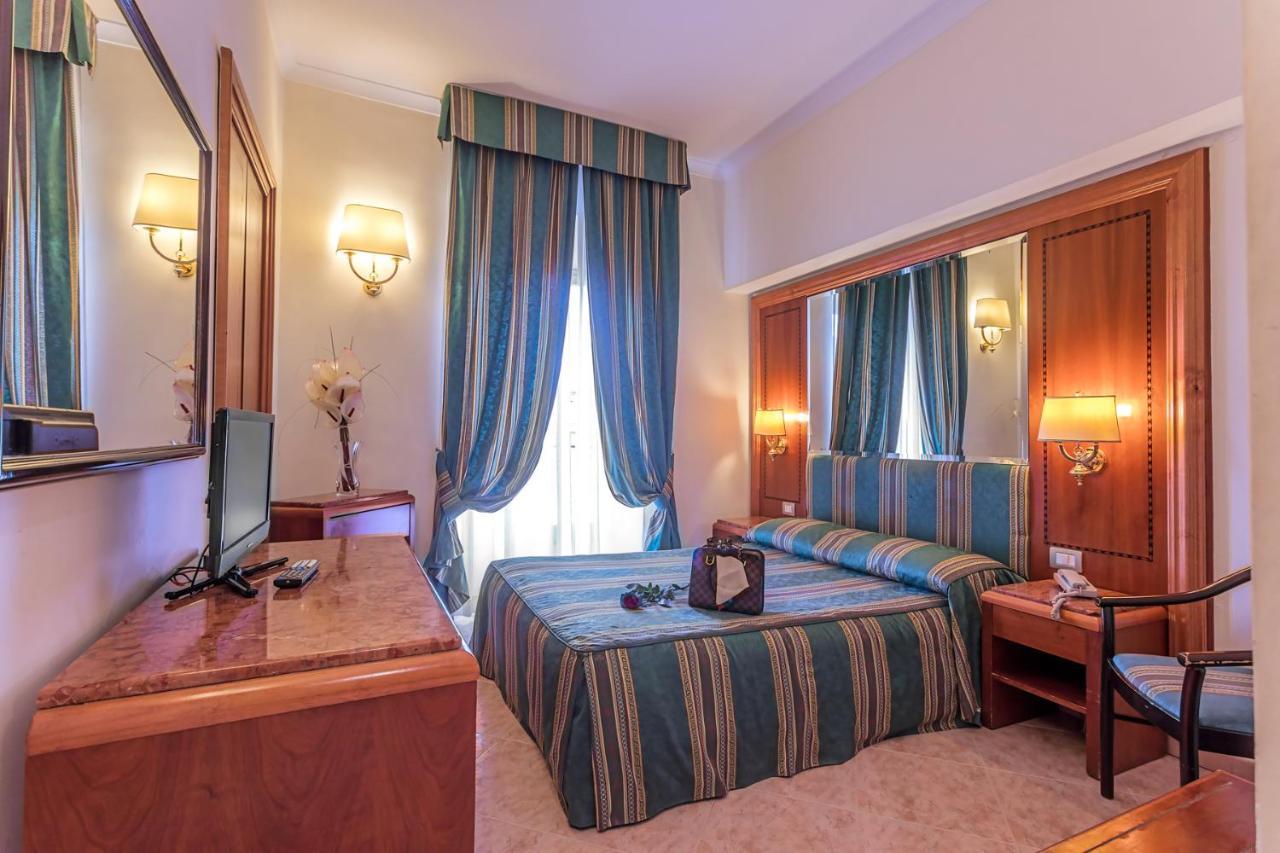 Raeli Lazio 3* Roma
